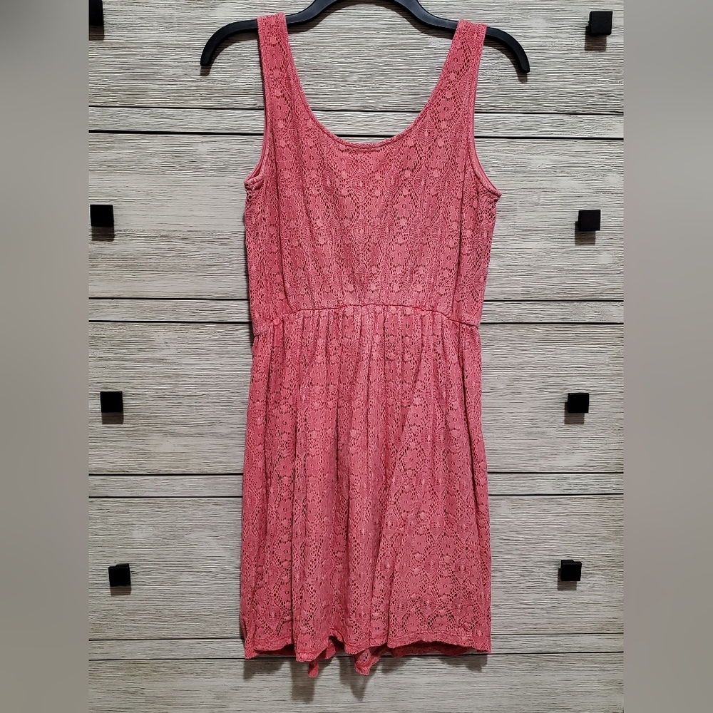 Dress - Picture 3 of 3